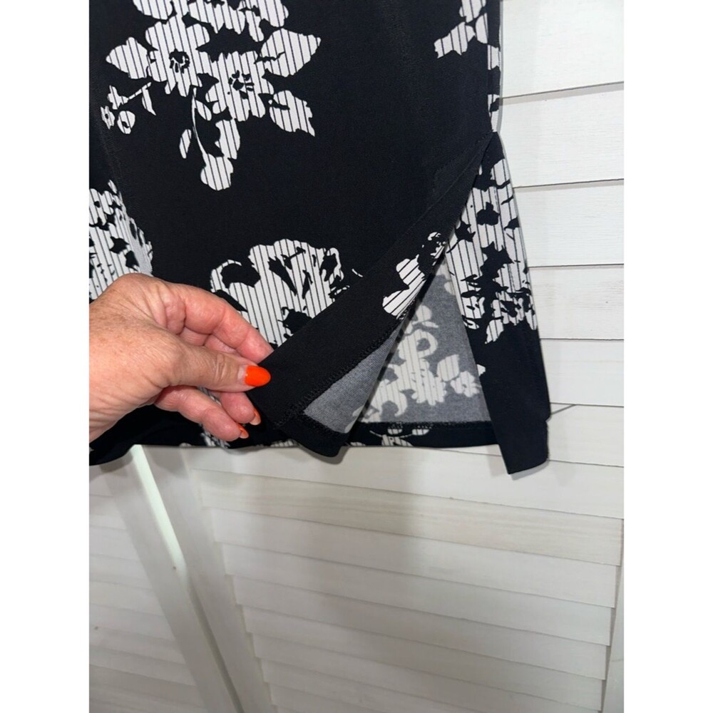 Susan Graver Liquid Knit Crop Pants Size 2X Like New - Picture 6 of 8